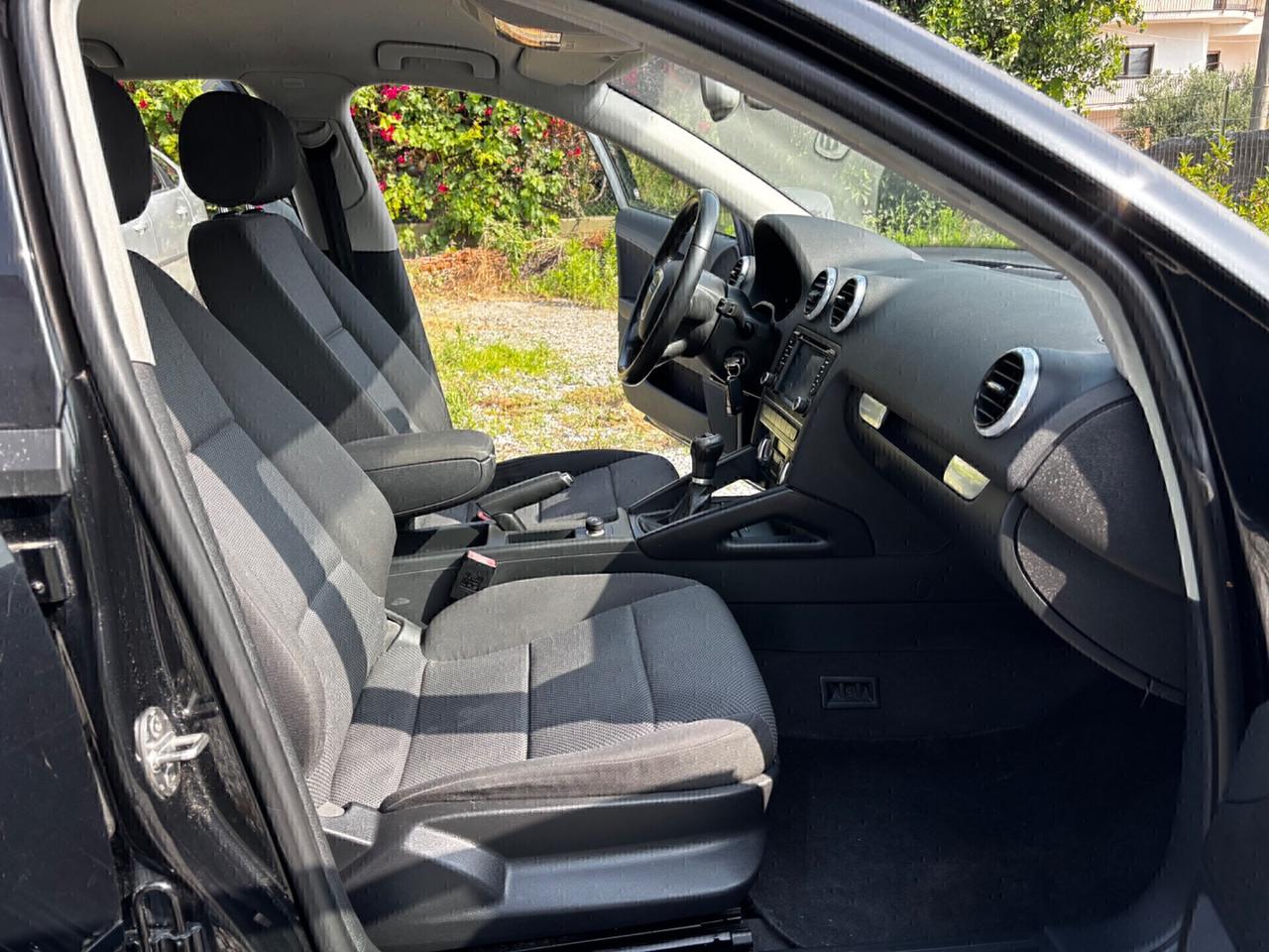 Audi A3 SPB 1.6 TDI 105 CV CR Ambition