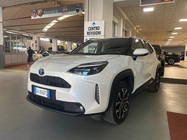 TOYOTA Yaris Cross 1.5 Hybrid 5p. E-CVT AWD-i Lounge