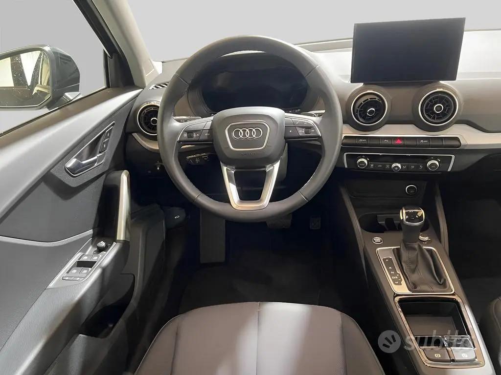 Audi Q2 35 1.5 tfsi Business Advanced s-tronic