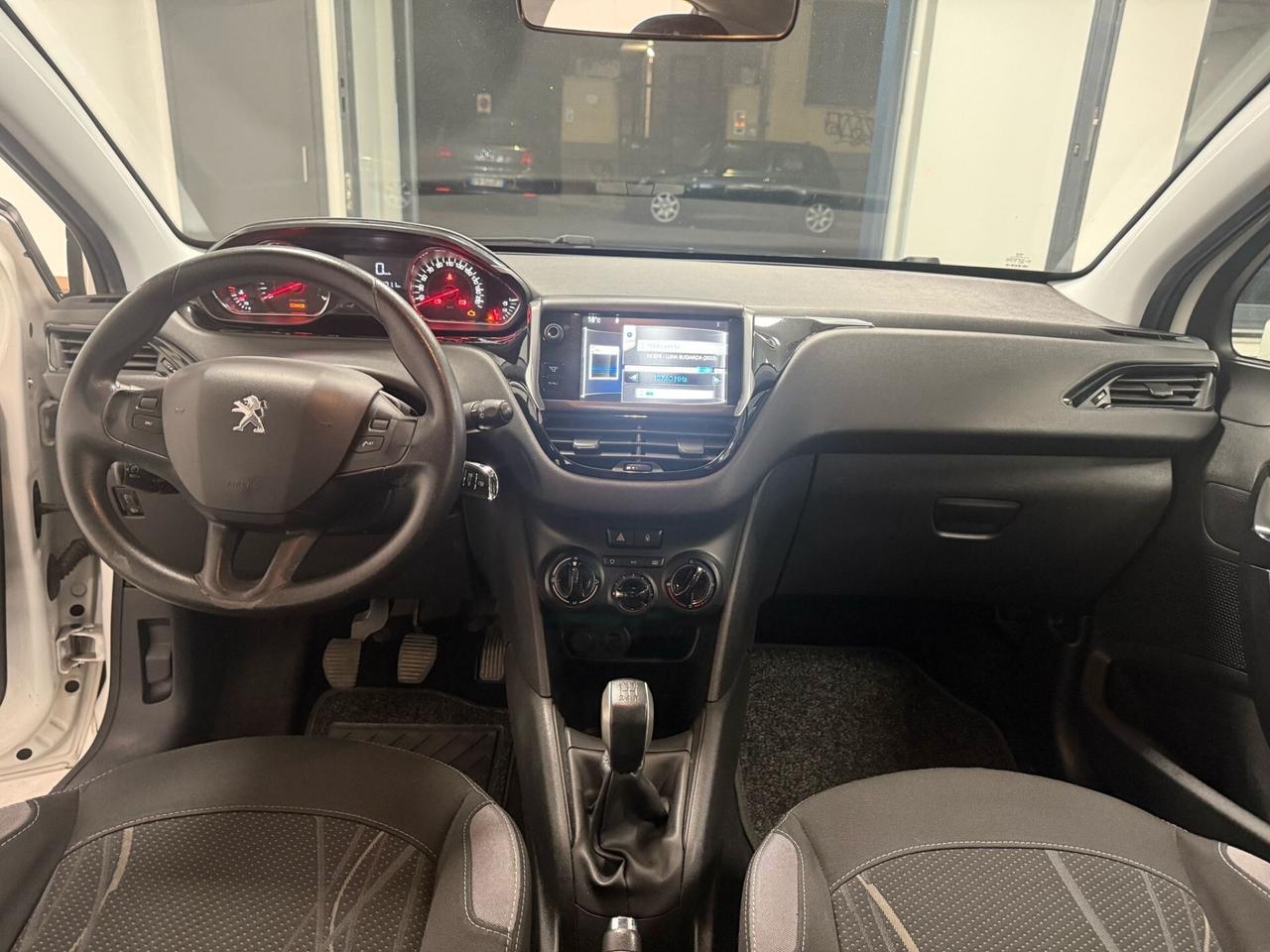 Peugeot 208 1.2 VTi 82 CV 5 porte Allure GARANZIA 36 mesi