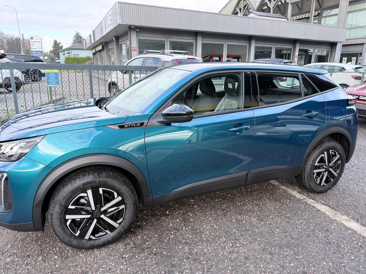Peugeot 2008 1.2 puretech Style s&s 100cv