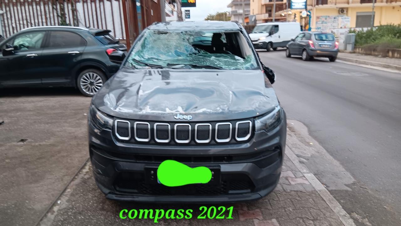 Jeep Compass incidentata sinistrata mondialcars 021