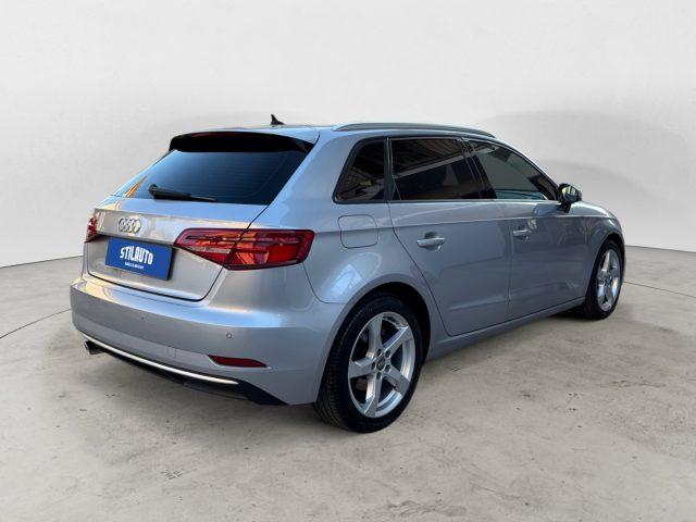 AUDI A3 SPB 30 TDI Sport GANCIO TRAINO