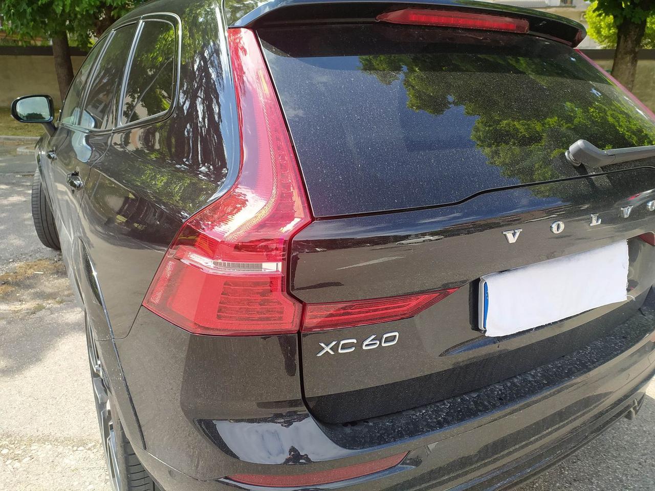 Volvo XC 60 2.0 T6 Recharge PHEV Ultimate Dark