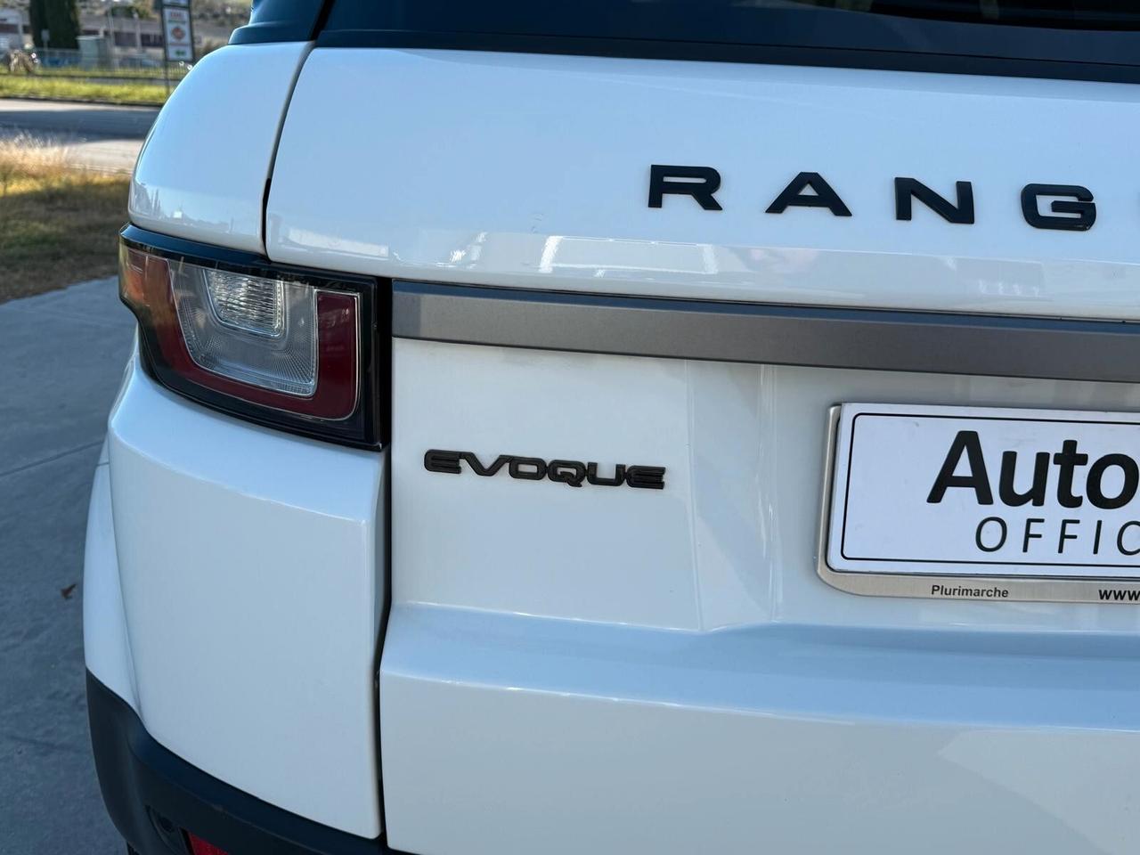 Land Rover Range Rover Evoque 2.0 TD4 150 CV Aut. 5p. SE