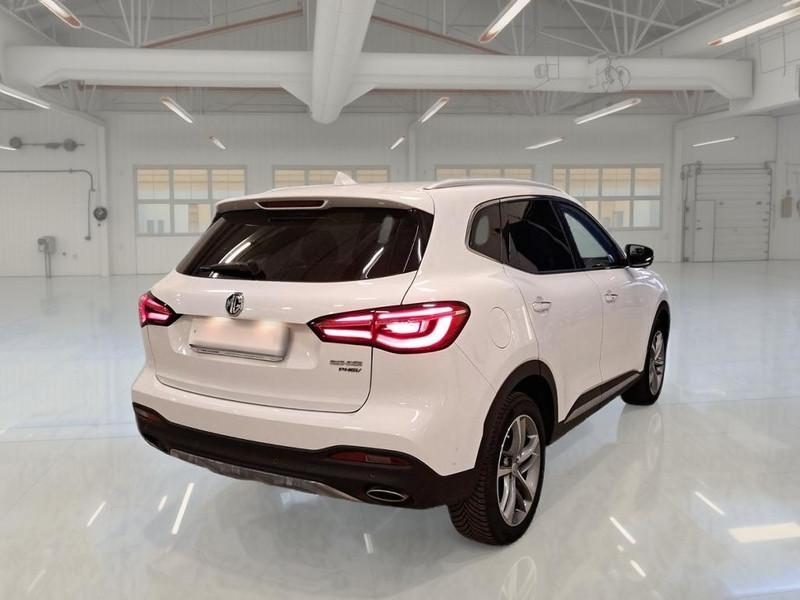 MG EHS 1.5 T Plug-in Hybrid Exclusive Auto