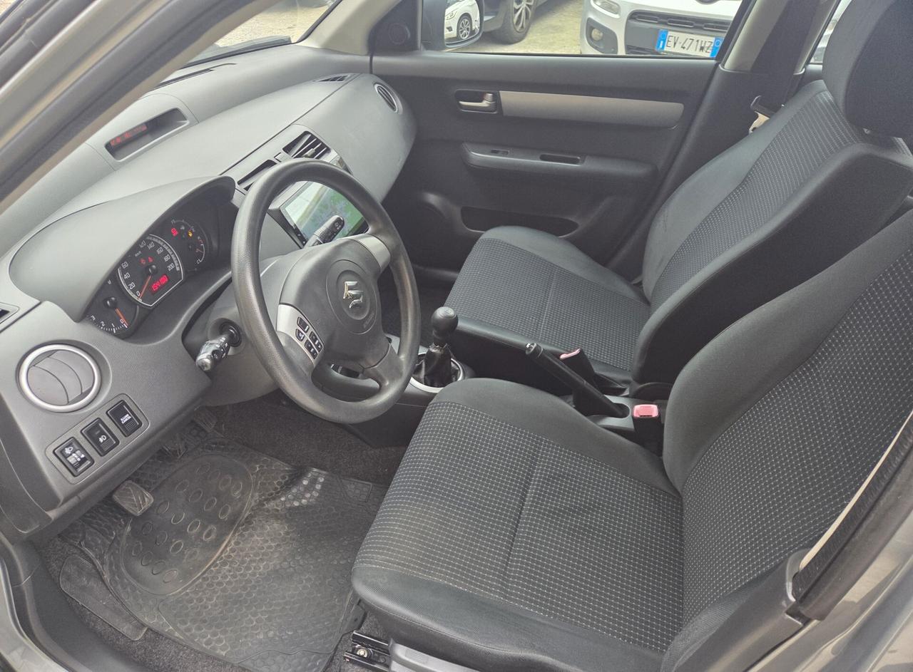 Suzuki Swift 1.3 5p. GLX BEN TENUTA NAVIGATORE GARANZIA