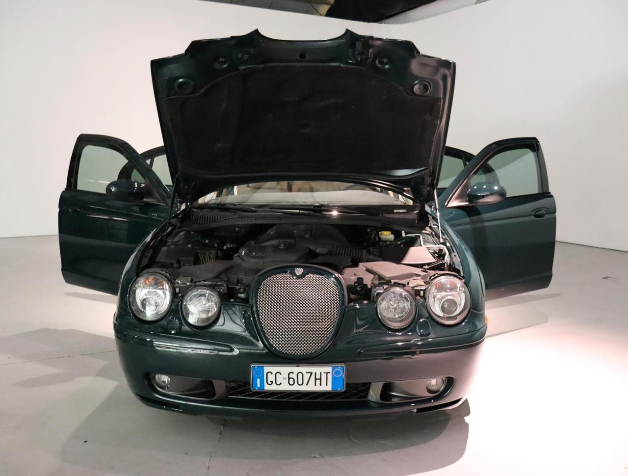 Jaguar S-Type (X202) 4.2 V8 32V cat R S/C