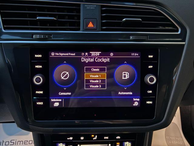 VOLKSWAGEN Tiguan 2.0 TDI 150 CV SCR DSG R-Line LUCI AMBIENTE
