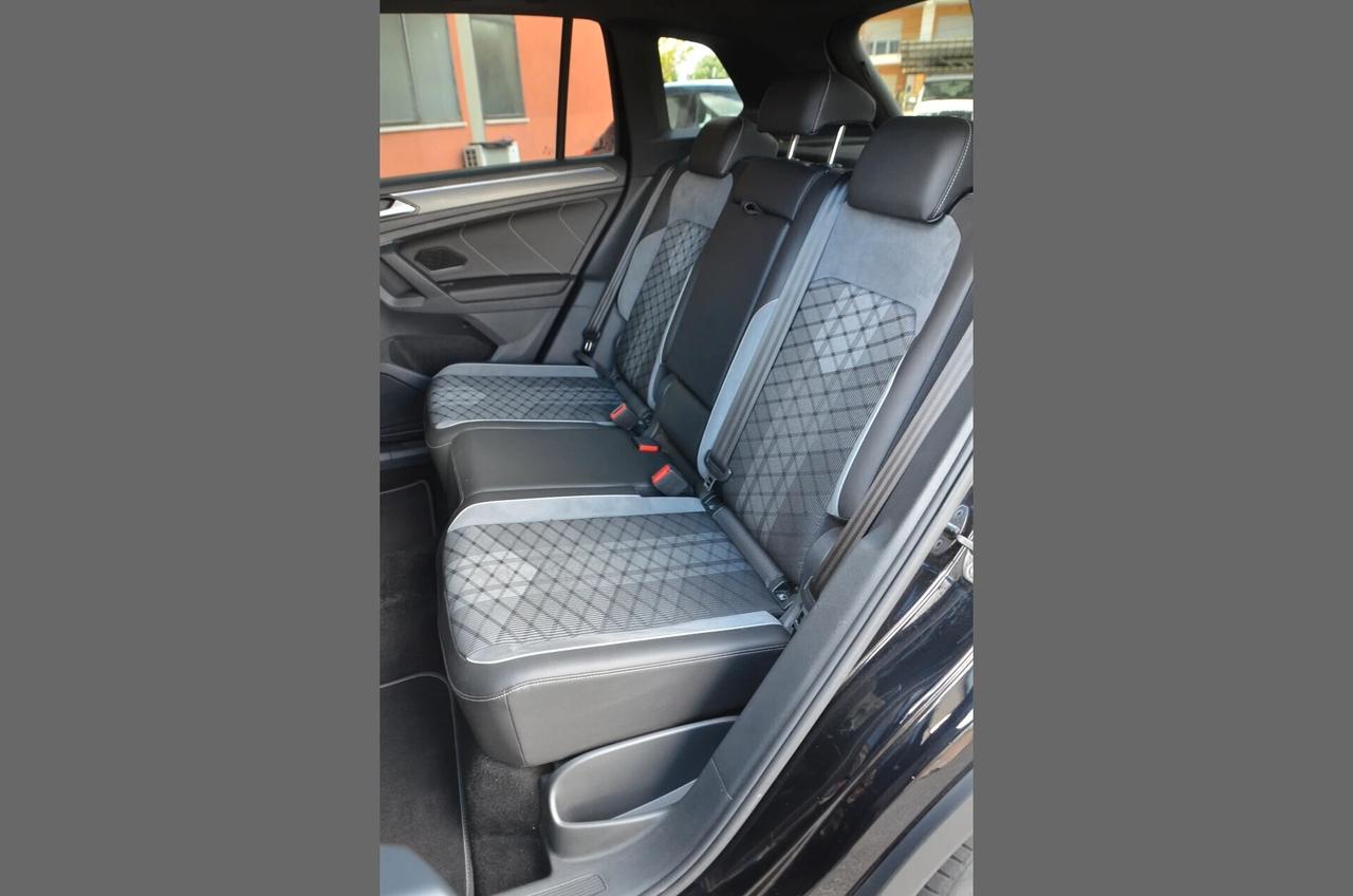 Volkswagen Tiguan 2.0 TDI 150 CV DSG R-Line
