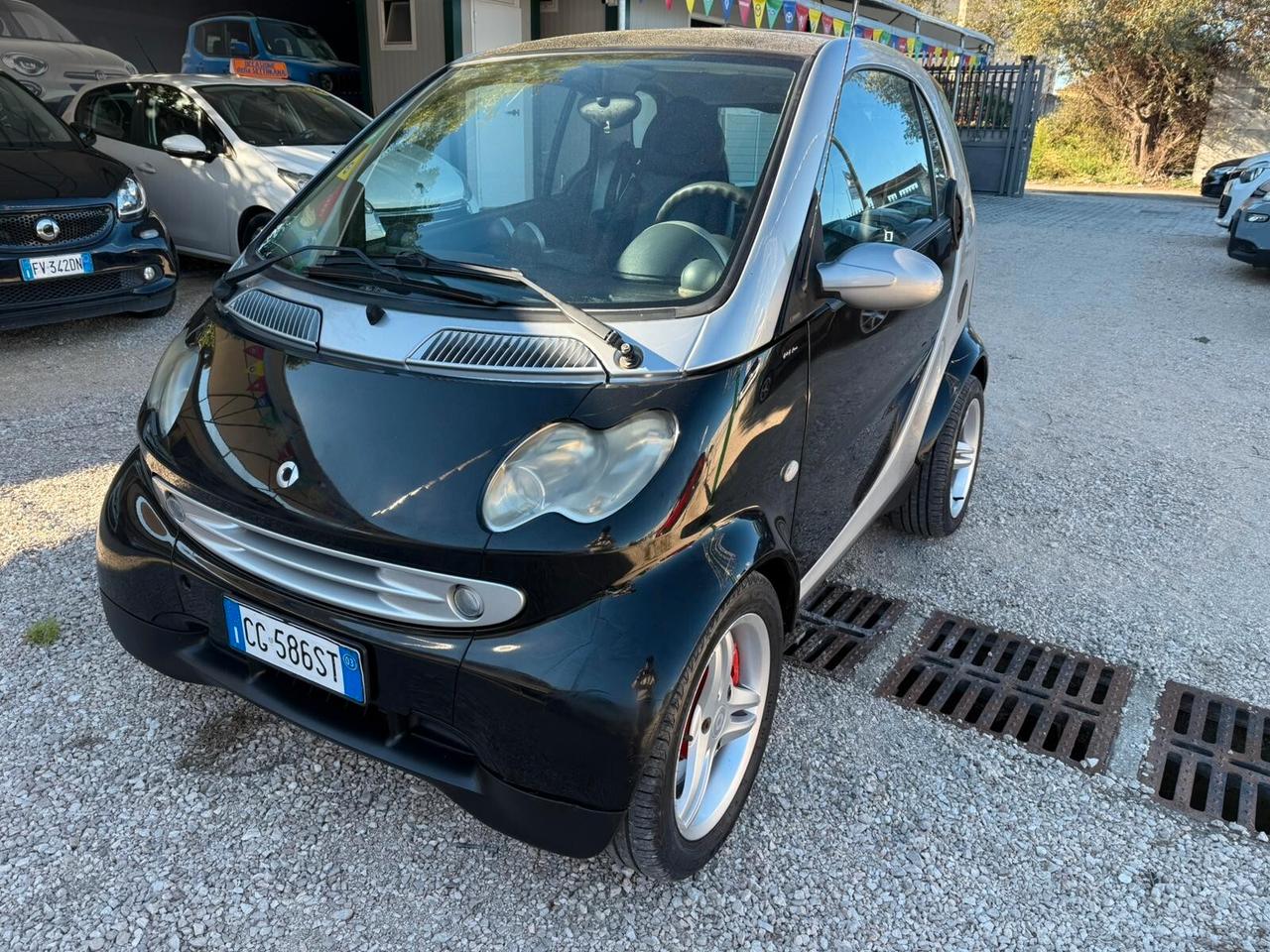 Smart 700 city-coupé pure (37 kW)