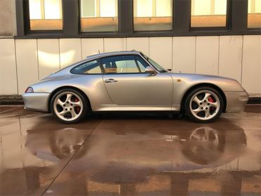 PORSCHE 993 Carrera 4 S