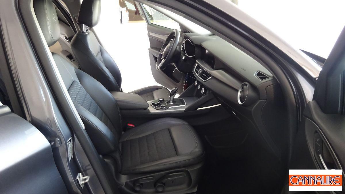 ALFA ROMEO - Stelvio - 2.2 T.diesel 210 CV AT8 Q4 Exec.