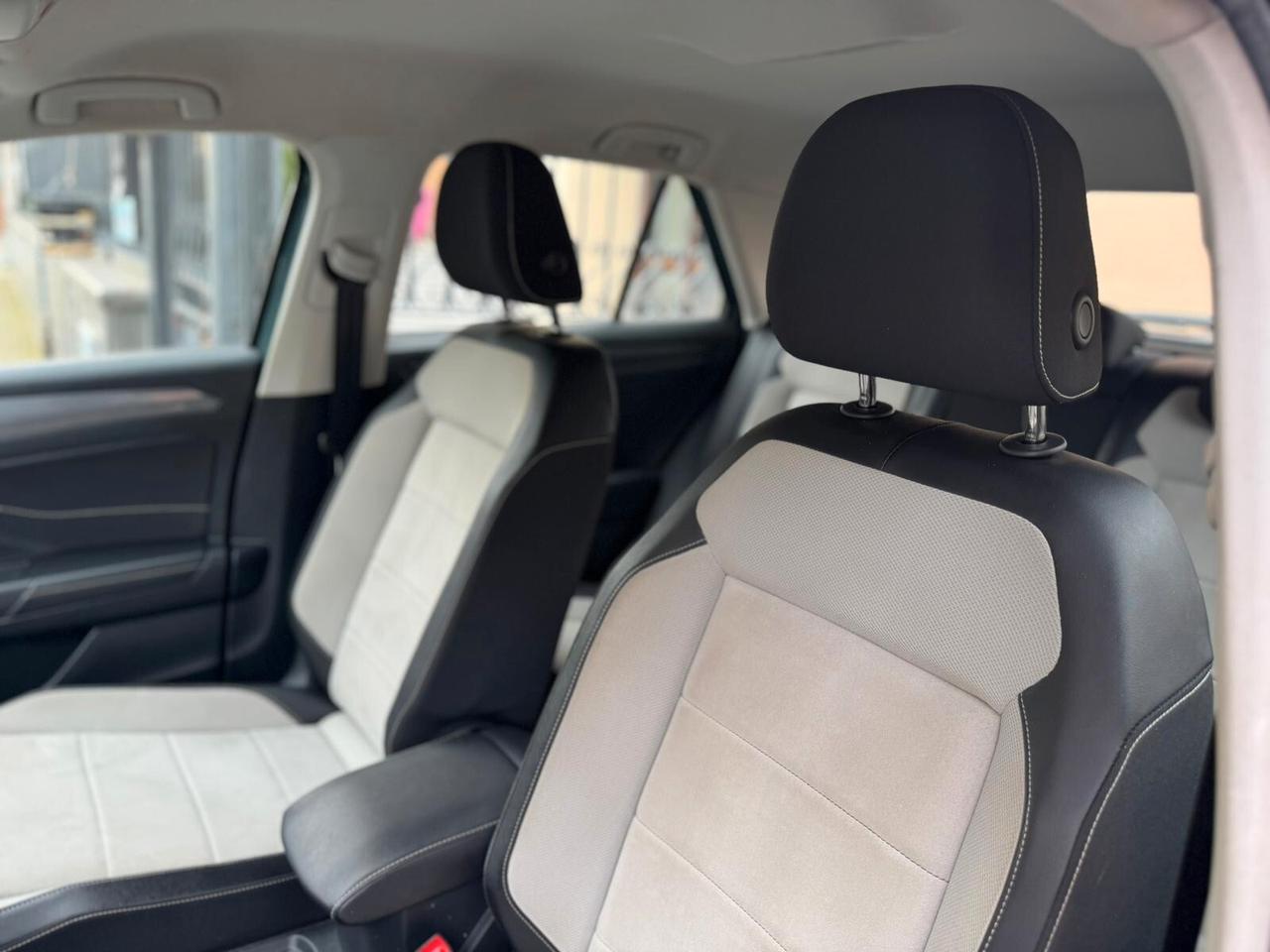 Volkswagen T-Roc 2.0 TDI SCR 150 CV DSG Style