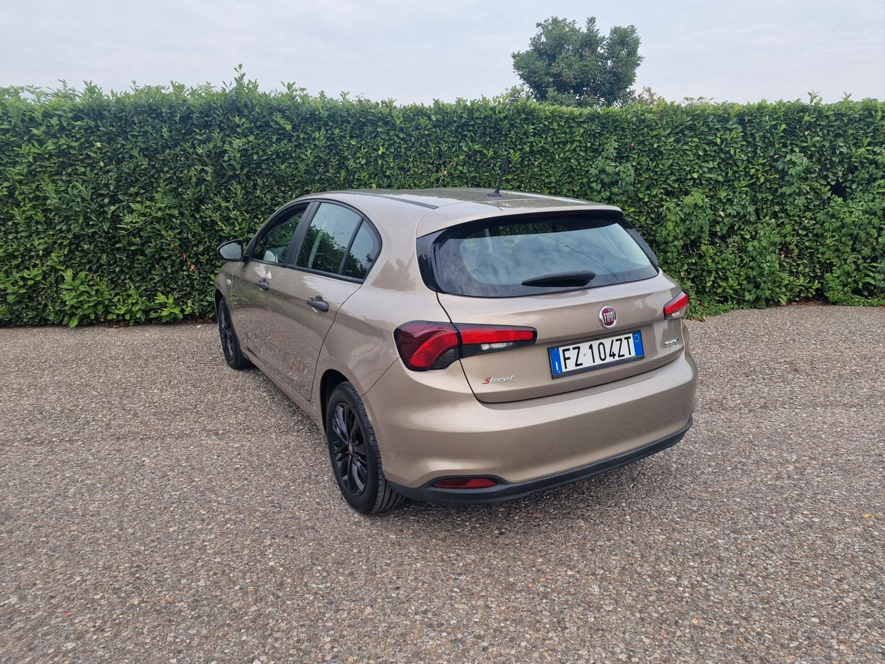 Fiat Tipo 1.4 5p 95cv Unipro