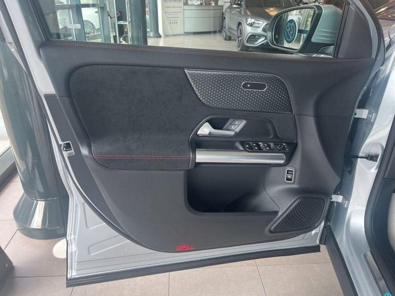 Mercedes-Benz EQA 300 4Matic AMG Line Advanced Digital Edition