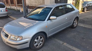 Audi A3 1.8 20V cat 3p. Ambiente