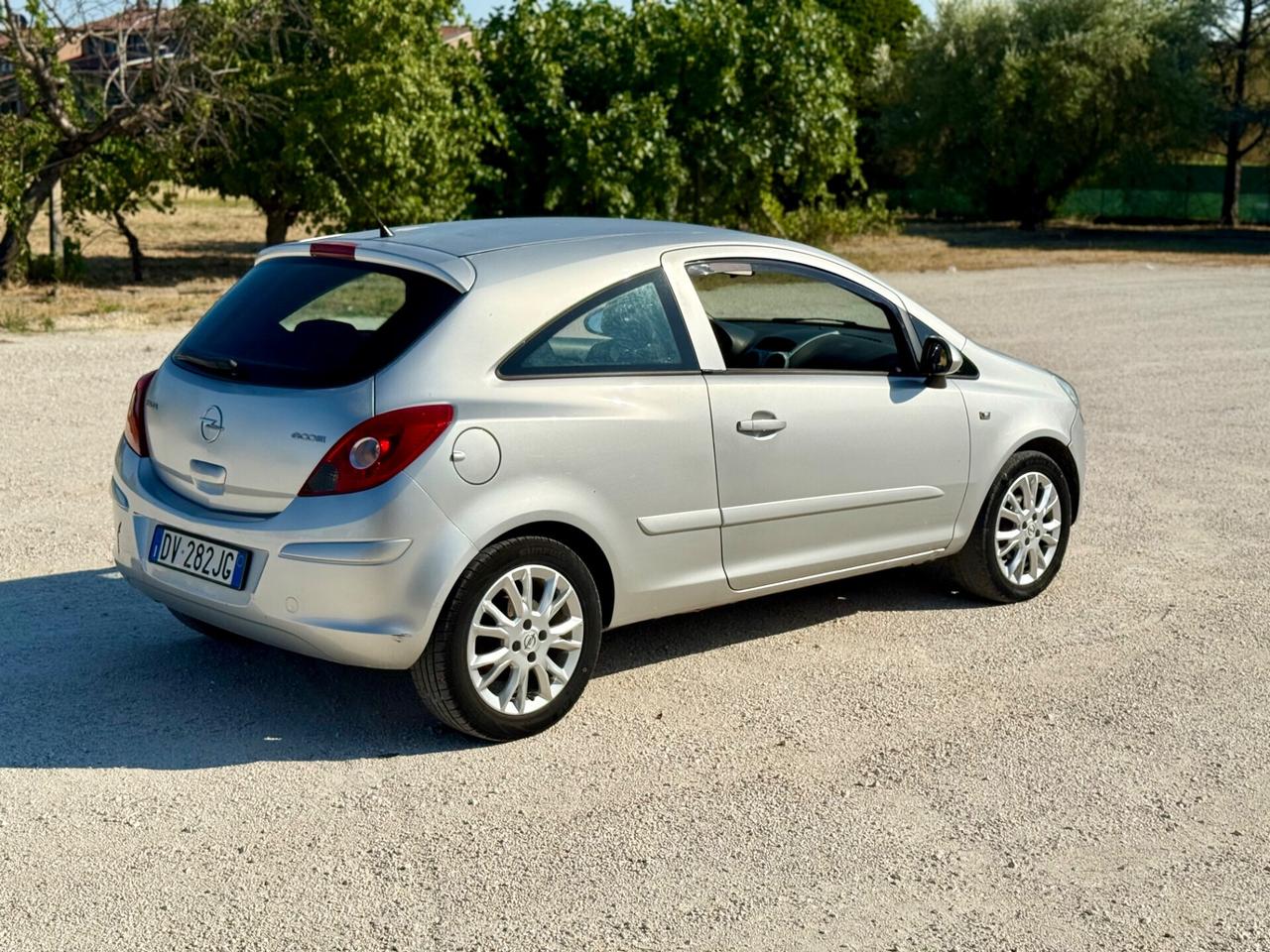 Opel Corsa Diesel 1.3 CDTi 75cv NEOPATENTATI OK
