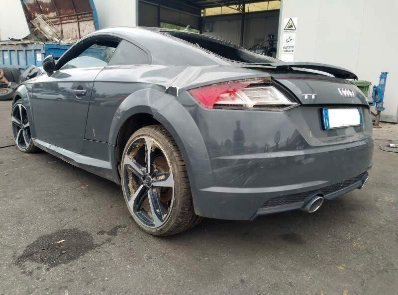 Audi TT Coupé 2.0 TDI ultra S line