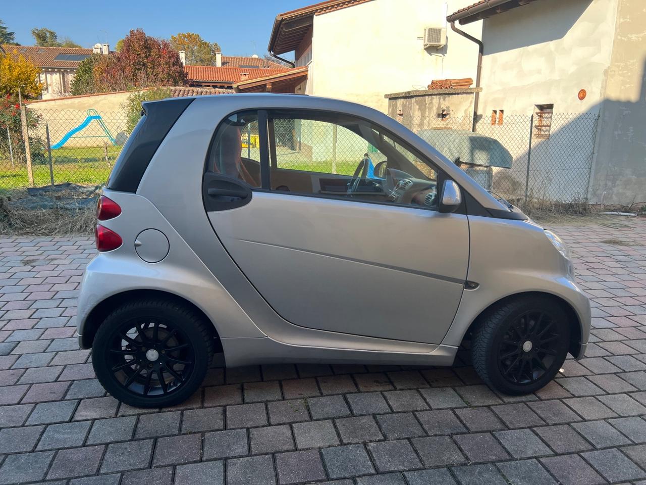 Smart ForTwo 1000 52 kW coupé pure 129000