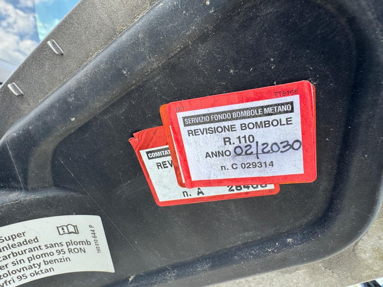 Volkswagen Golf 1.4 TGI 110Cv Highline BlueMotion