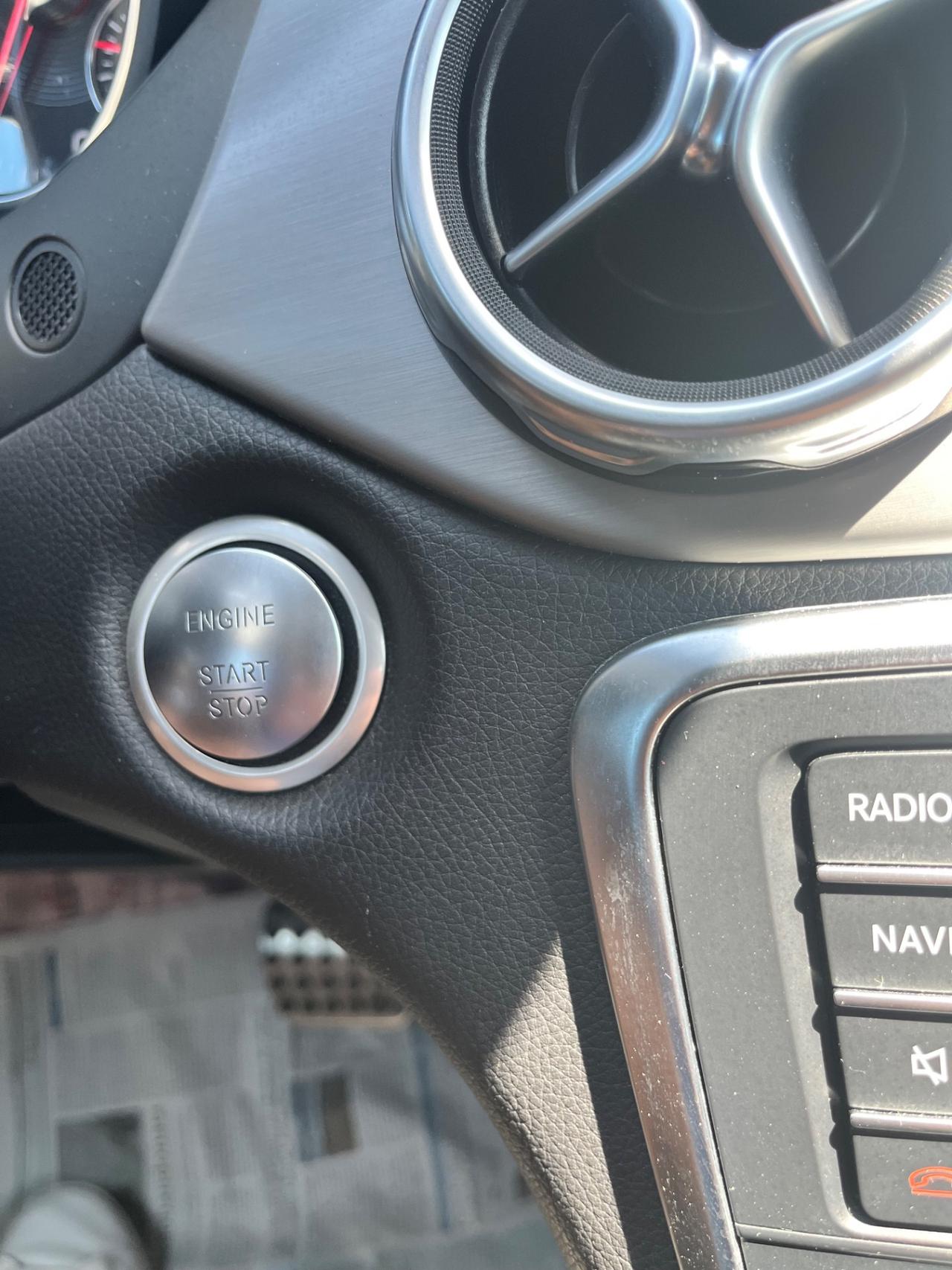 Mercedes-benz GLA 200 d Automatic 4Matic Premium 2017
