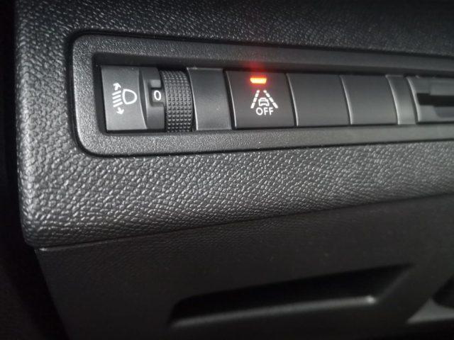 PEUGEOT 3008 BlueHDi 130 S&S Allure