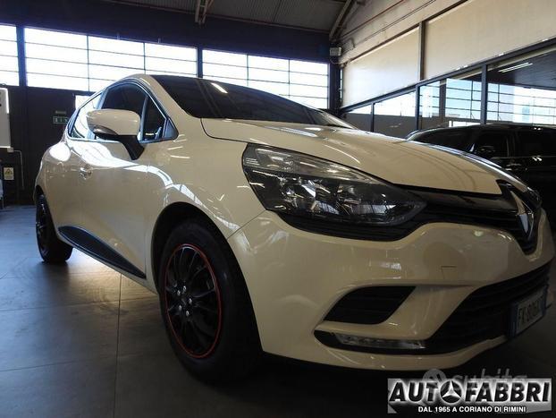 RENAULT - Clio - 1.2 75 CV 5p. Life 5p-Climat-Usb-