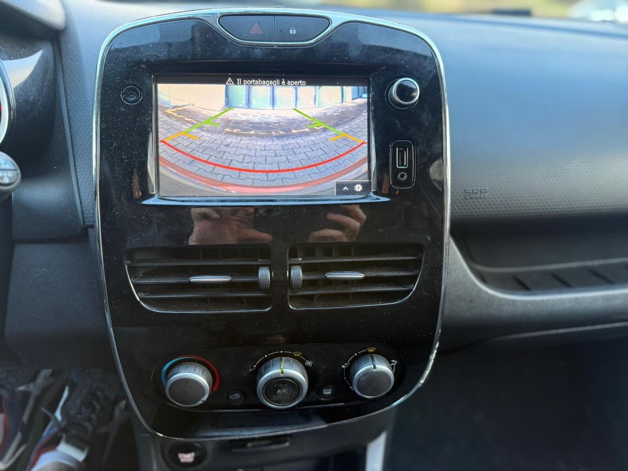 Renault Clio 1.5 75CV 5 porte Costume National