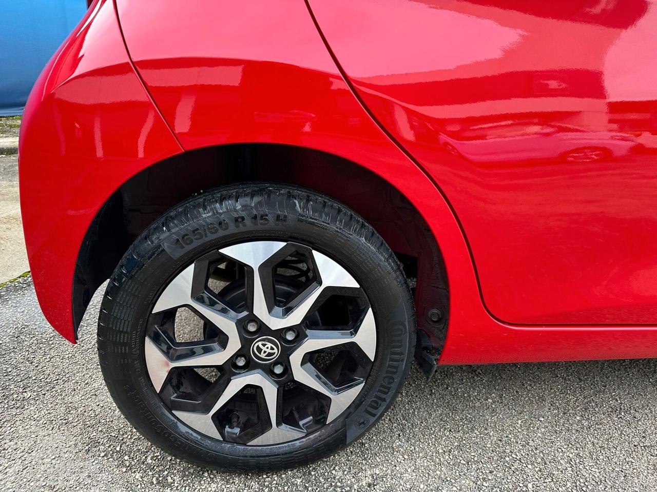 Aygo 5p 1.0 x-cite 72 cv