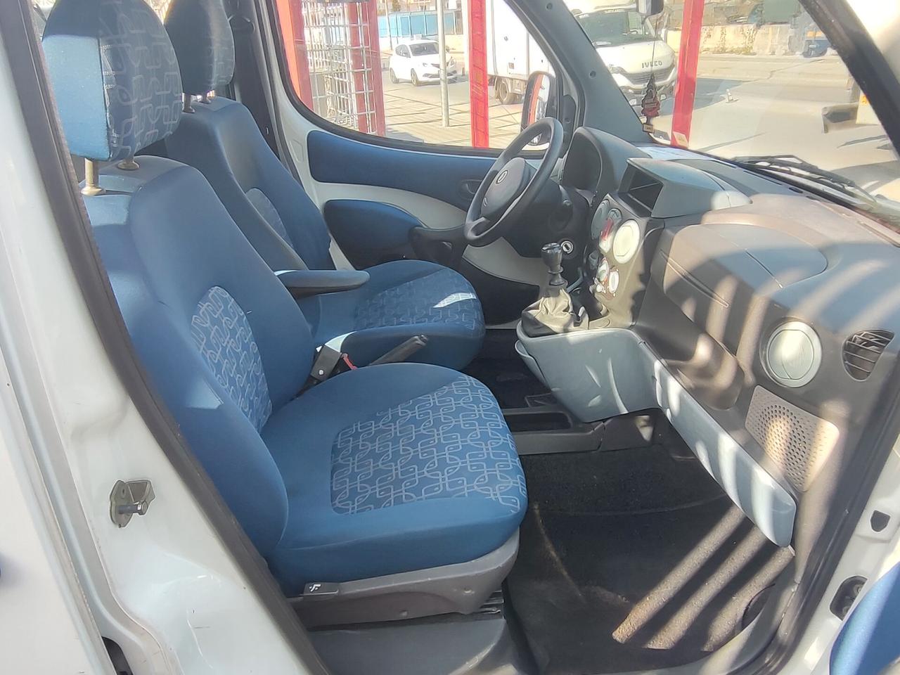 Fiat Doblo 1.6 BENZINA AUTOVETTURA