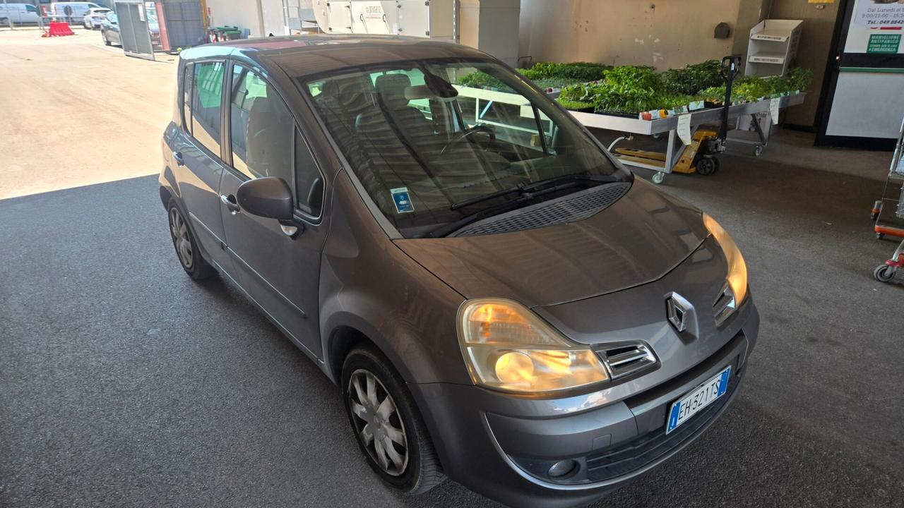 Renault Modus 1.6 16V AUTOMATIC