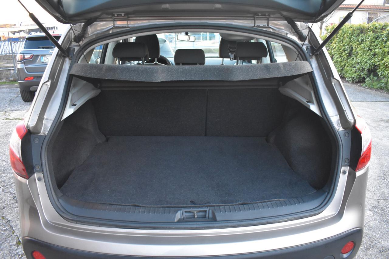 Nissan Qashqai 1.6 Gpl valido fino al 2033