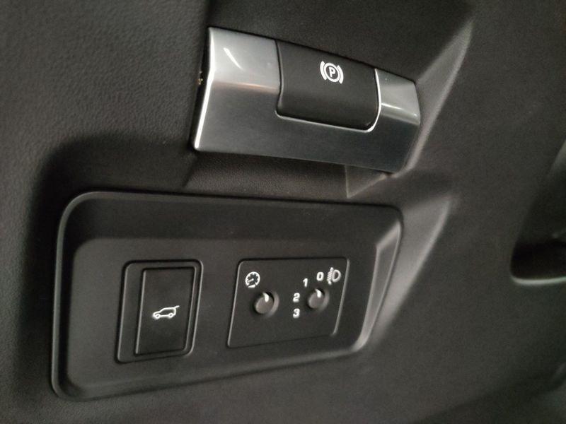 Land Rover RR Evoque 2.0 I4 200 CV AWD Auto R-Dynamic S