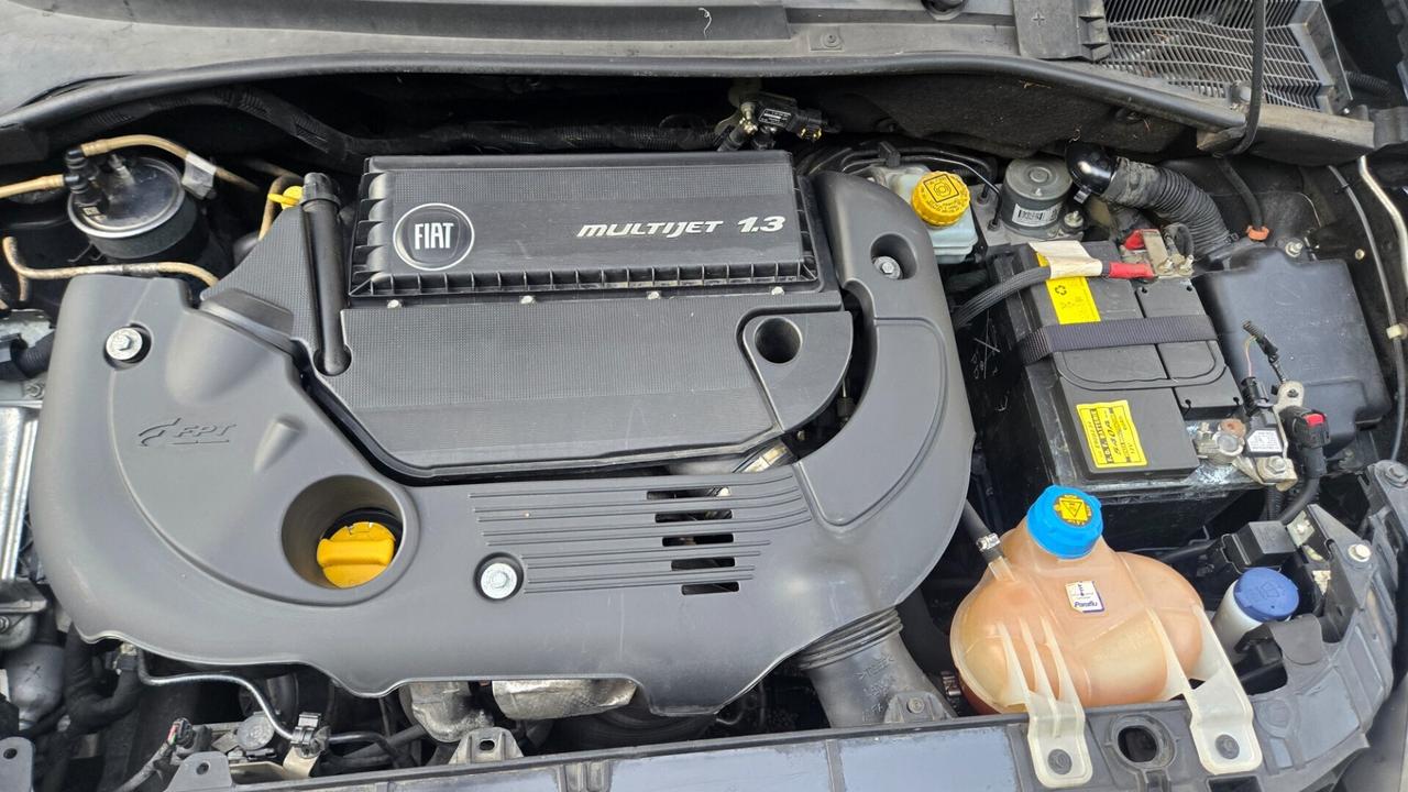 Fiat Punto 1.3 MJT II S&S 95 CV 5 porte Sport