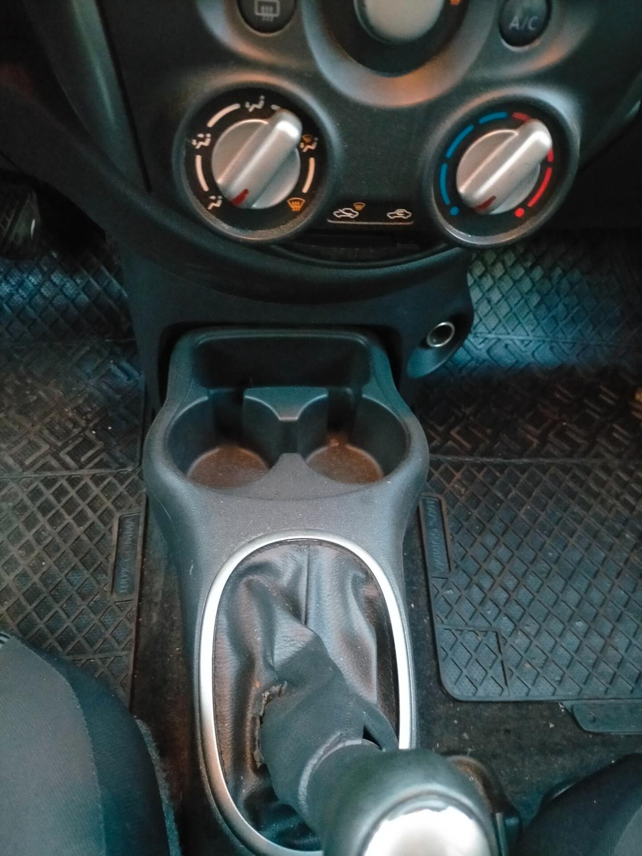 Nissan Micra 1.2 12V 5 porte Acenta