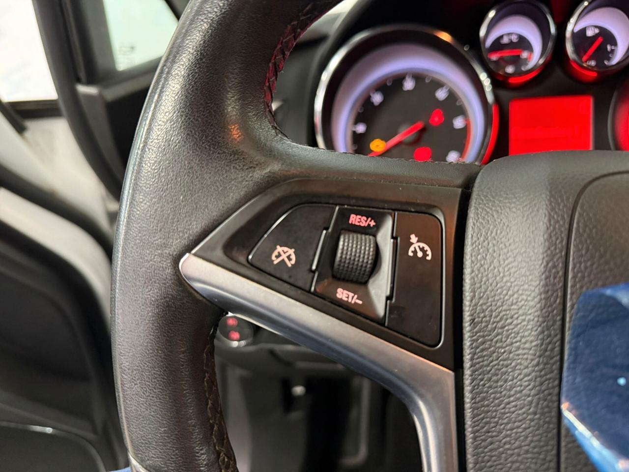 Opel Astra 1.7 Cdti 110cv 5 porte Cosmo