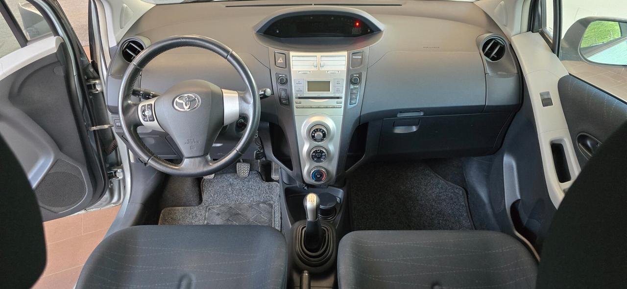 Toyota Yaris 1.0 UNICOPROPRIETARIO Tagliandata