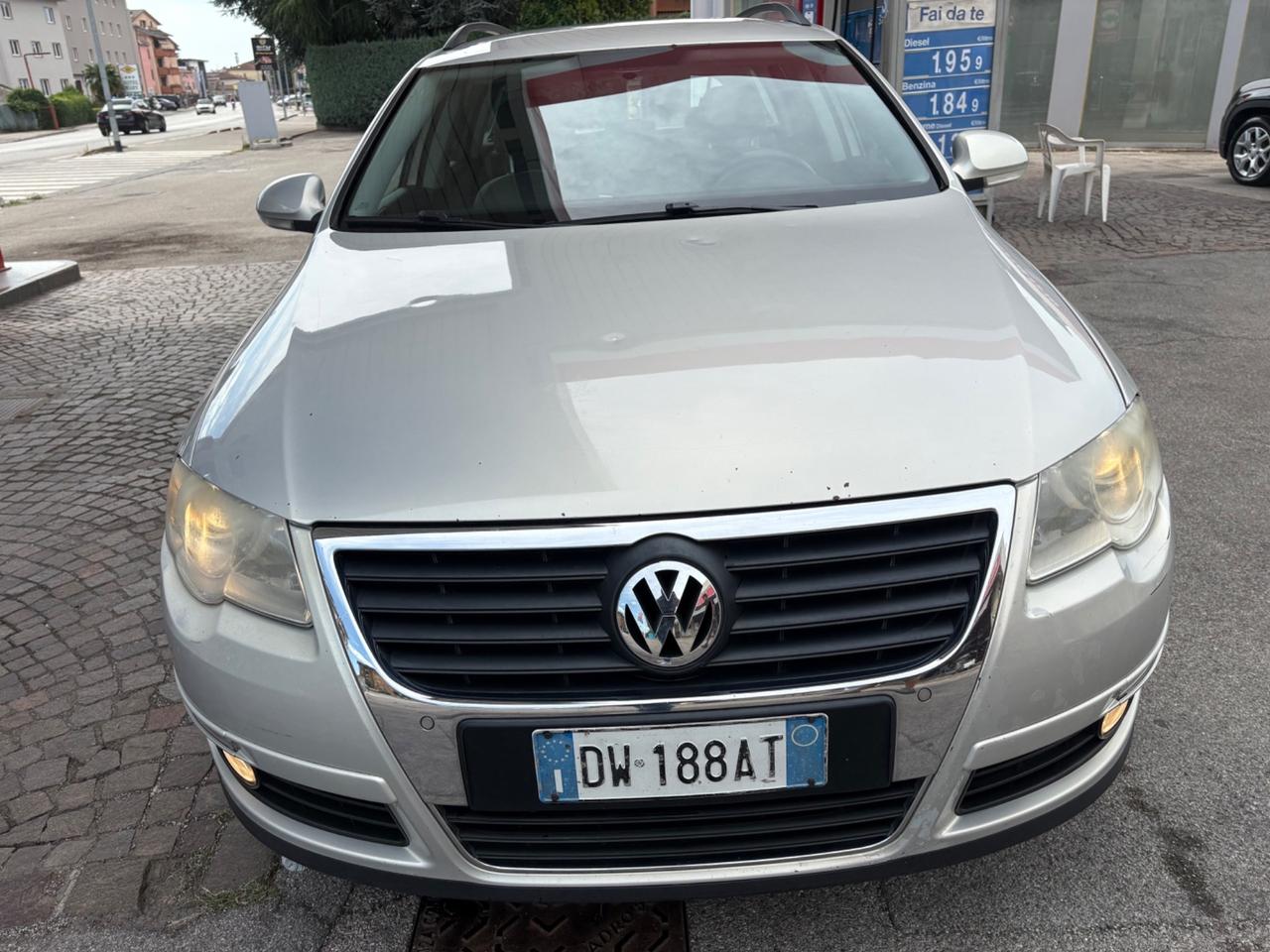 Volkswagen Passat 2.0 TDI . Highline