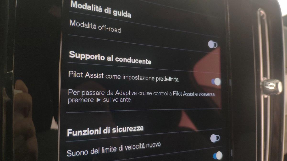 VOLVO Xc40 B3 Mild Hybrid Automatico Core