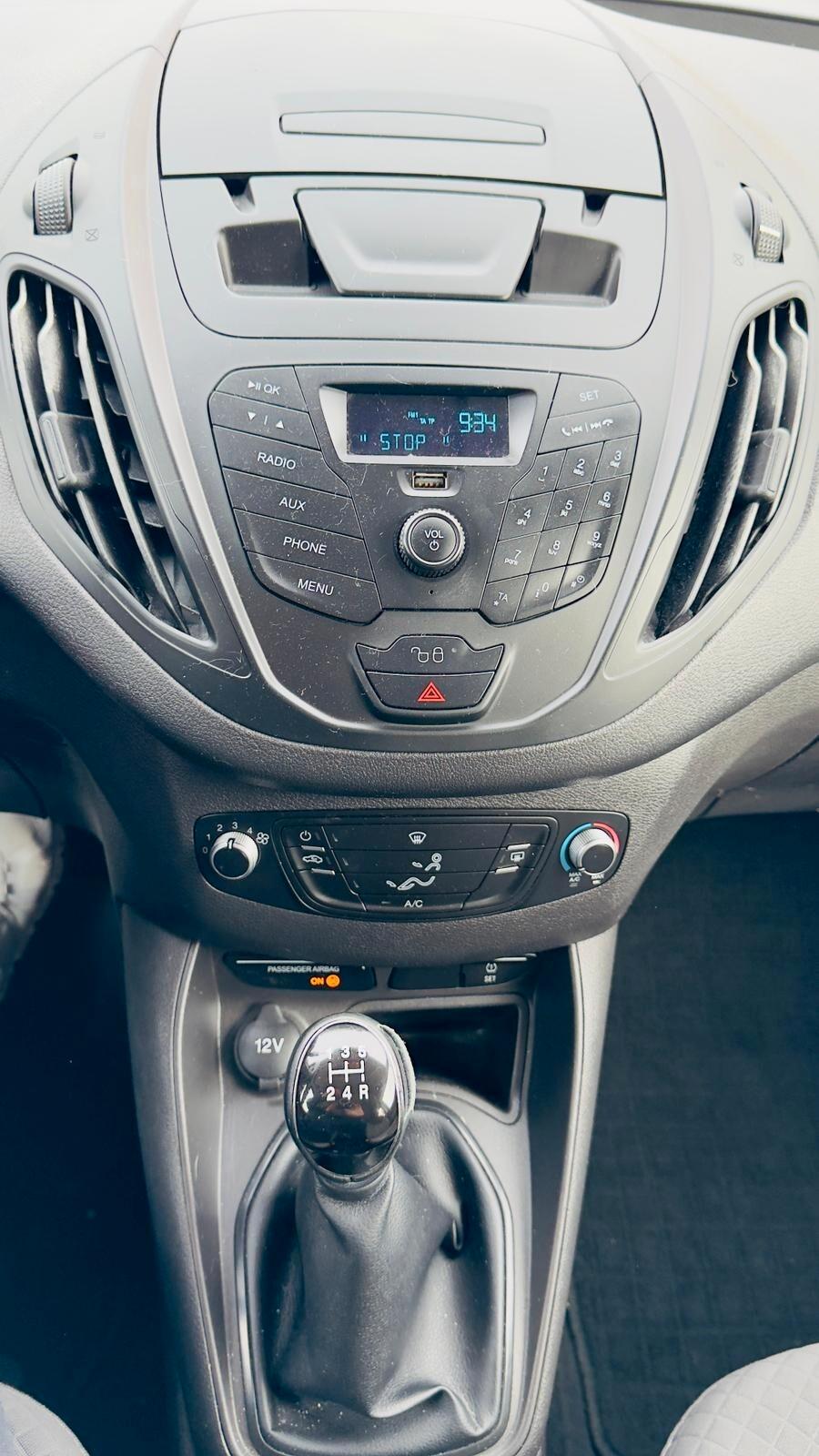 Ford Tourneo Courier 1.0 EcoBoost 100 CV Plus