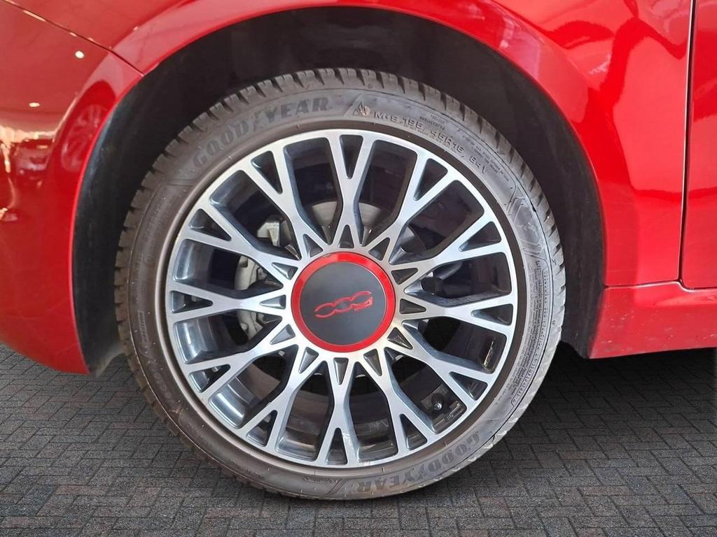 Fiat 500 1.0 FireFly Hybrid (Red)