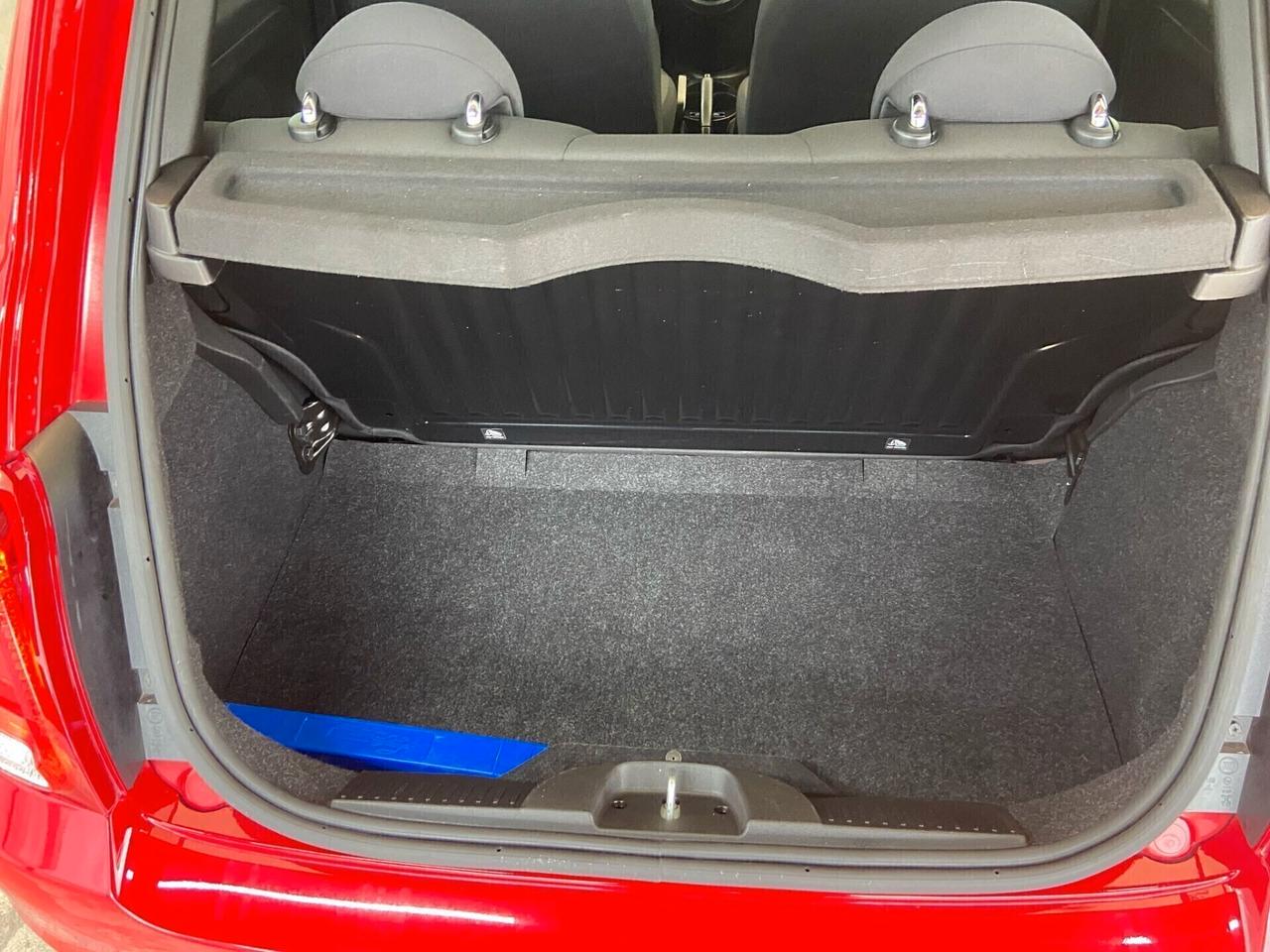 Fiat 500 1.0 Hybrid Red