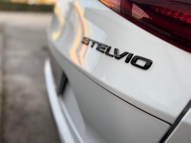 ALFA ROMEO Stelvio 2.2 TURBODIESEL 210 CV AT8 Q4 VELOCE *UNIPROP*