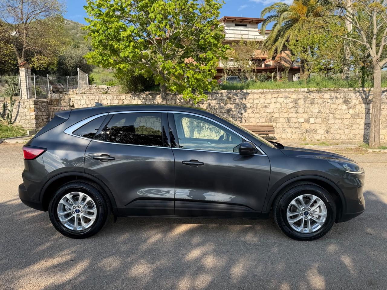 Ford Kuga 1.5 EcoBlue 120 CV aut. 2WD Titanium