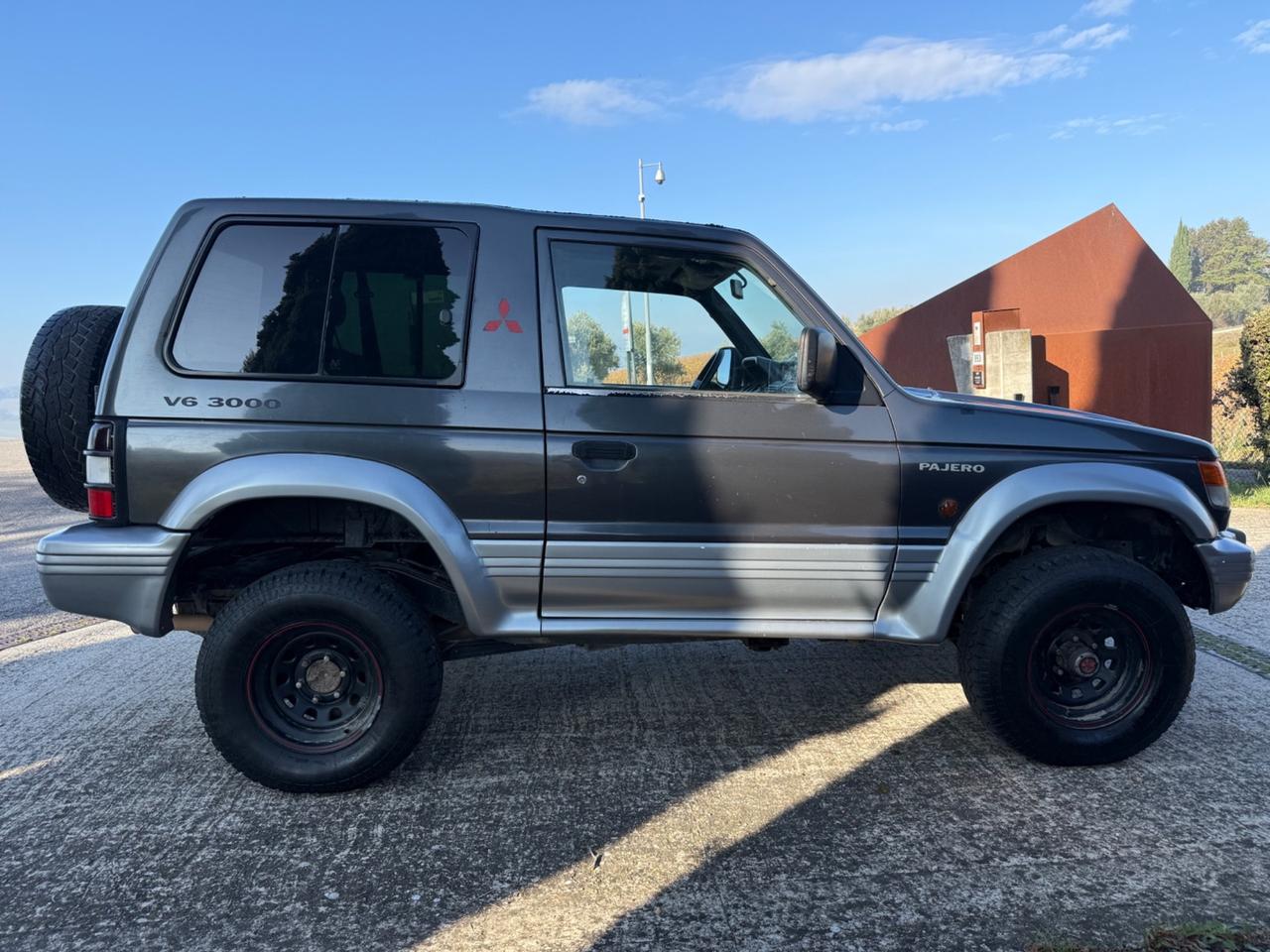 Mitsubishi Pajero V6 Benzina cat Metal-top S. GLS