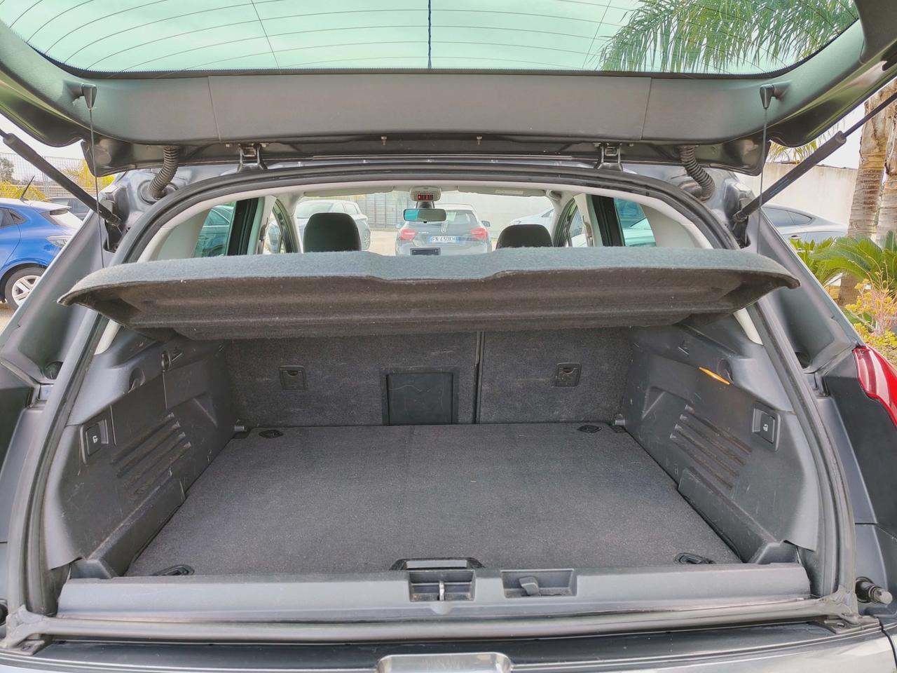 Peugeot 3008 1.6 HDi 115CV Business - 2014