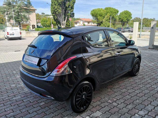 LANCIA Ypsilon 1.2 69 CV 5 porte GPL Gold