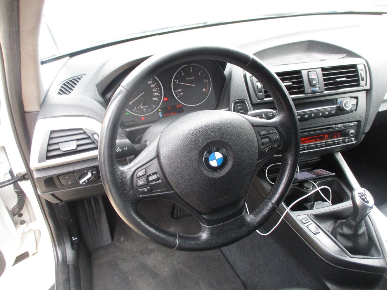 Bmw 116 116d 5p. MOLTO BELLA 2013