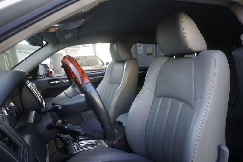 Chrysler 300 C Chrysler 300 C 3.0 V6 CRD cat DPF Touring Unicoproprietario